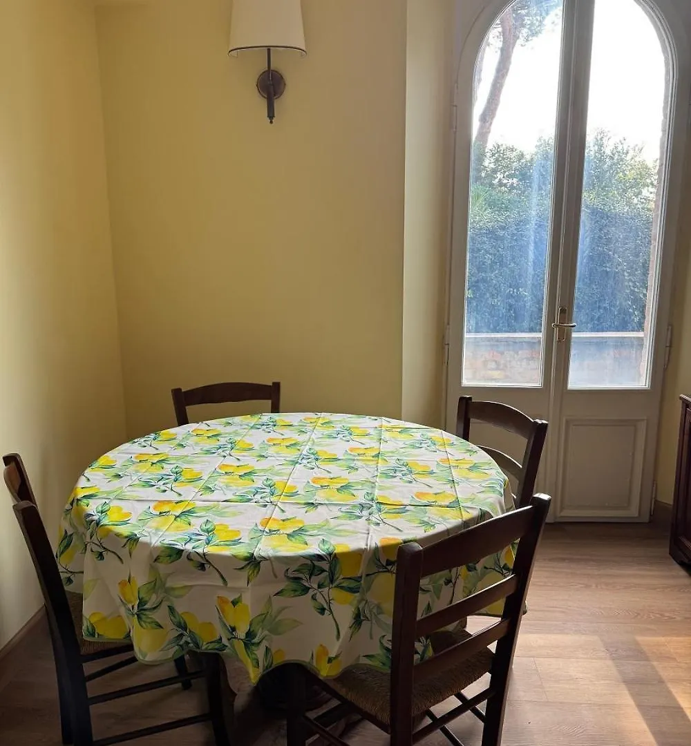 Residence Verdeborgo 3*, Grottaferrata Itália