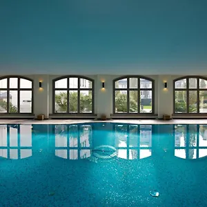 grand-visconti-palace.italymilanhotels.net/